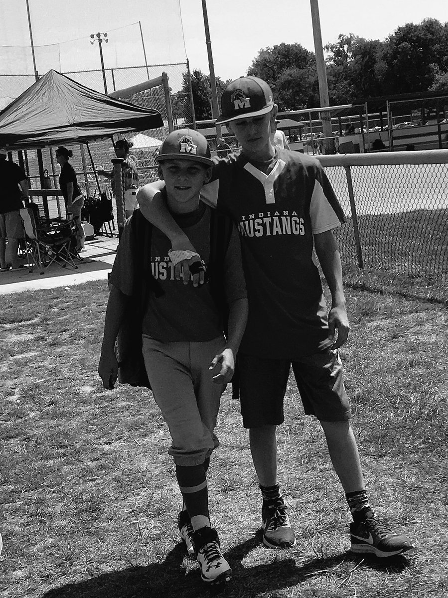 13MustangsSulli's tweet photo. Building some great friendship after just a few weeks...but some bonds have been around a while!! #friendship #newteam #somethingisbuilding https://t.co/wMiEO6MJ8I