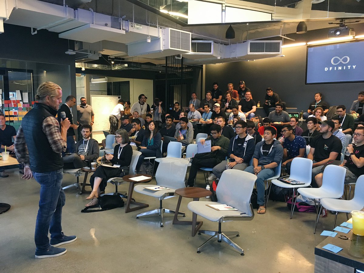 bcgx_'s tweet photo. Founder of DV @Jeffschumacher4 thanking and congratulating our participants just past hour 48. #dAppathon #BCGDV https://t.co/jfQujhdL4O