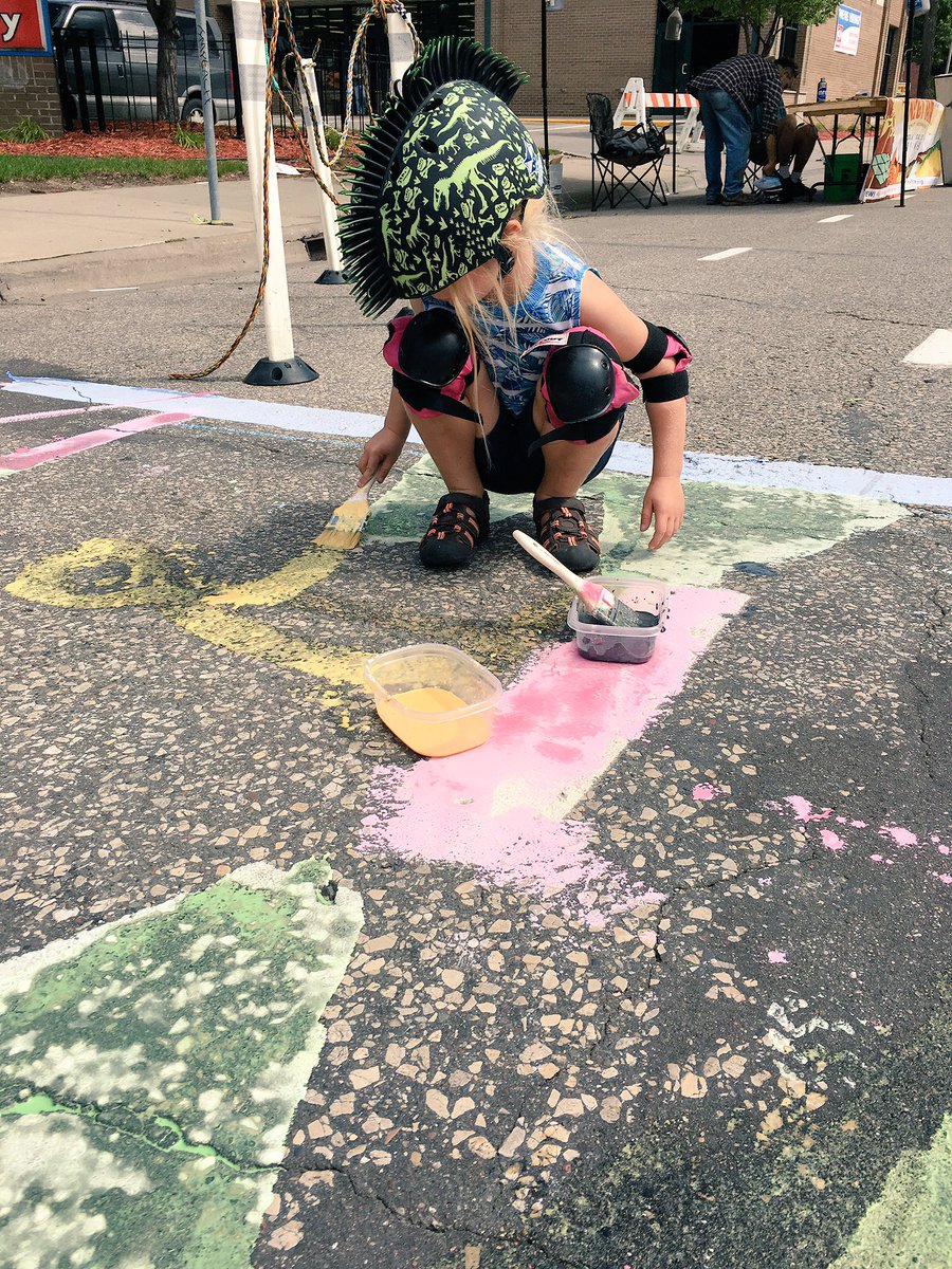 ella_enroute's tweet photo. Crosswalks as bright as the neighborhoods they serve. ✨ #OpenStreetsMPLS https://t.co/IXjqwIPbMo