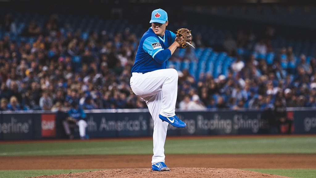 BlueJays's tweet photo. Loupy strikes out the side in the 5th, & @Matt_Dermody follows it up with an @amstandardca #CleanInning in the 6th.
Time to get more runs! https://t.co/jj0DmeEtzX