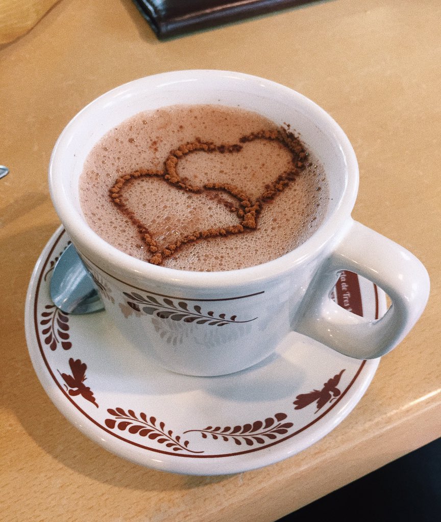 mycheltoral's tweet photo. Vayamos por un chocolate. ☕️ https://t.co/MQFEwSMWXJ