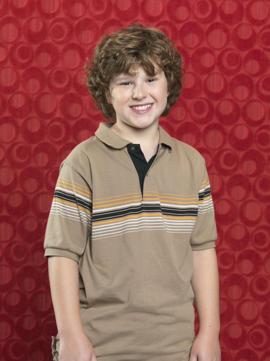 NolanGouldFC's tweet photo. ℹ️ @ModernFam PREMIER |

Modern Family returns in one month!

Can't wait to see what's going to happen with Luke @Nolan_Gould this season!🎬 https://t.co/2rbTsqES3f