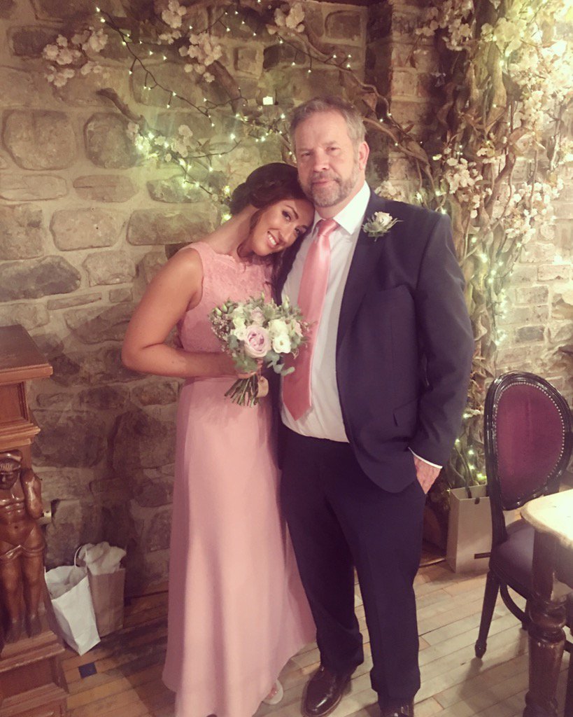 gill_birdd's tweet photo. #MyDaddy #GrayWedding https://t.co/Z6KiRyDaFg