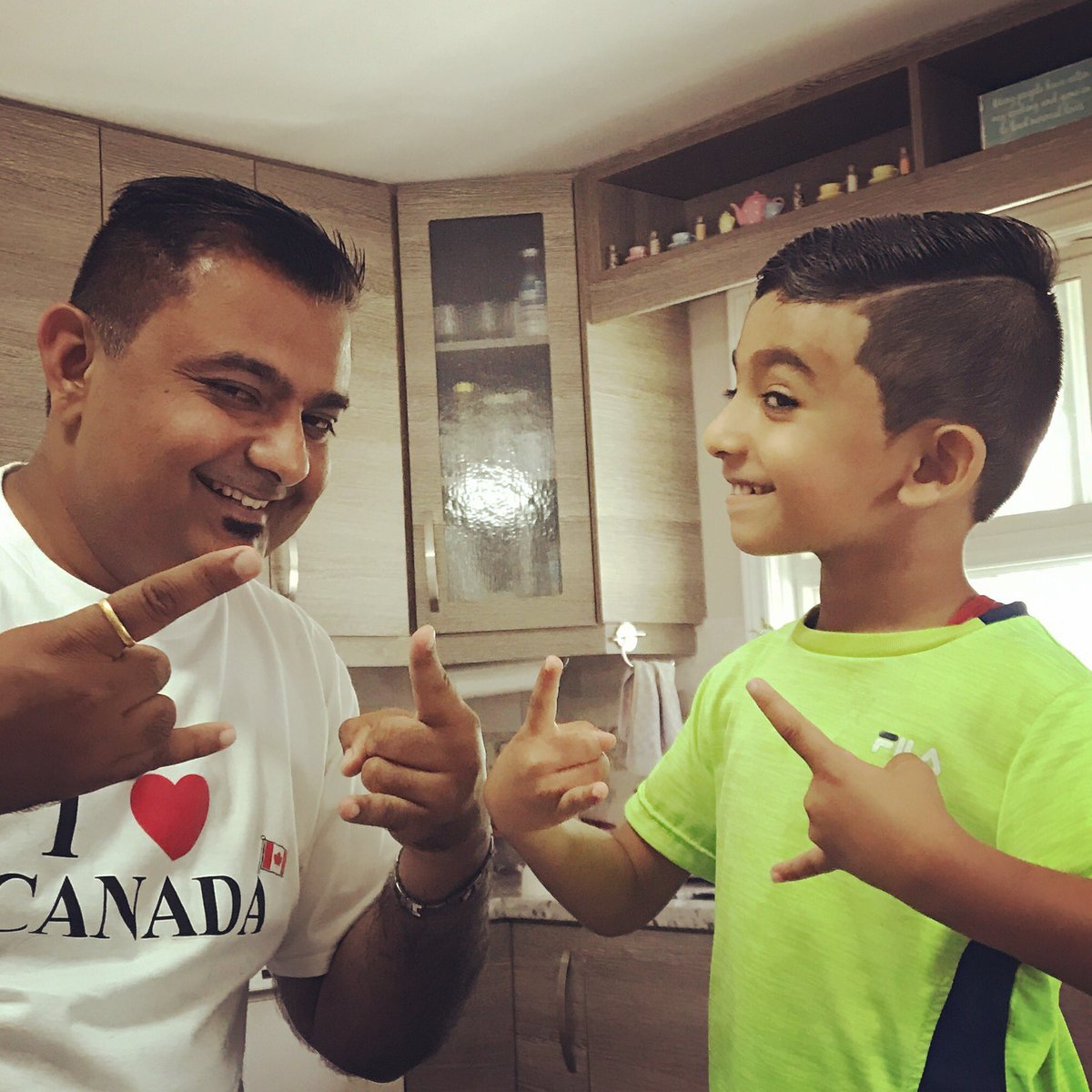 balukiri's tweet photo. father #son https://t.co/UeMdq9zVAk