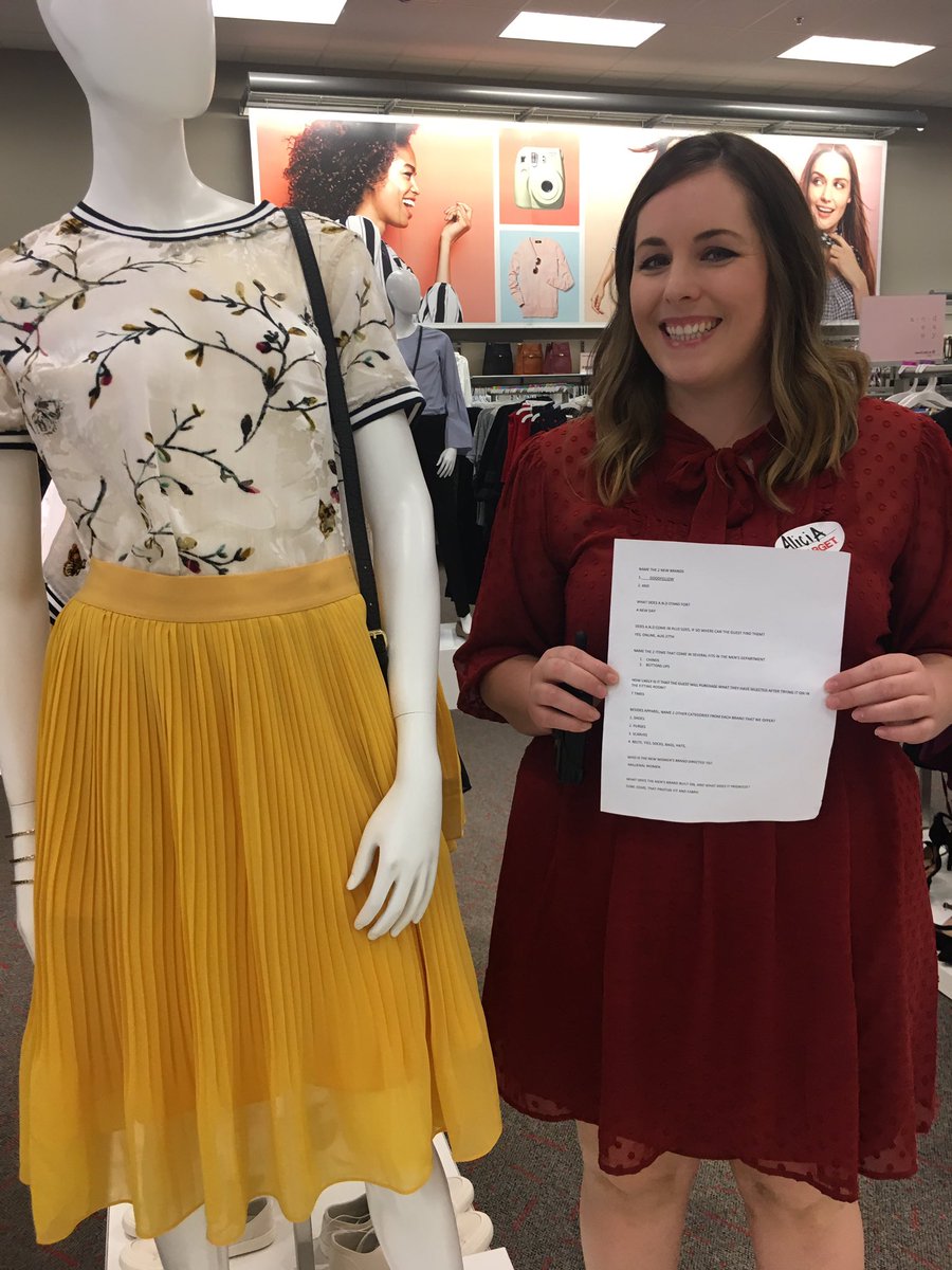 T2031 VML keeping her team on their toes with a brand quiz!@KevinMcNally77 <a href="/NikkiJo11/">Nikki Jo</a> <a href="/Jfresh291/">Jeremy melvin</a>