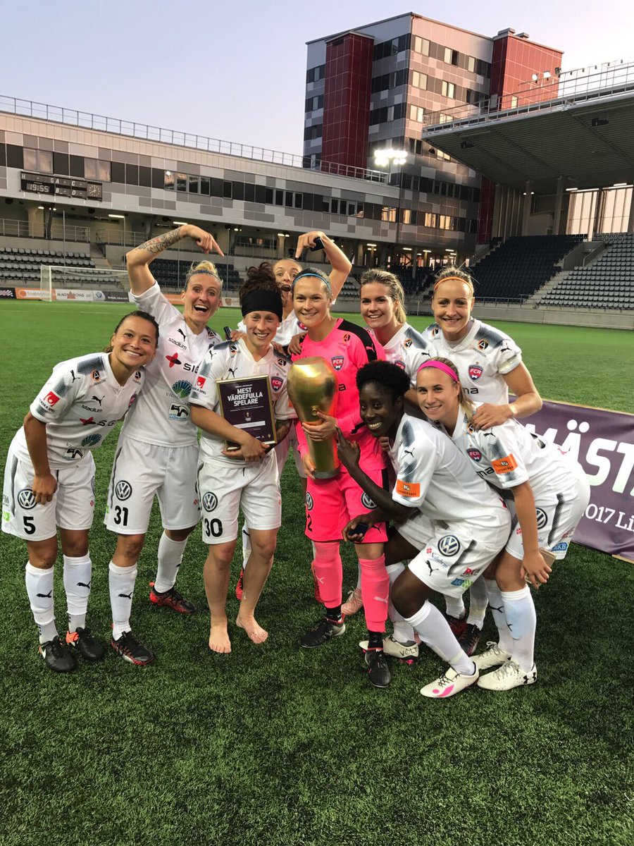 emasar3's tweet photo. Two Swedish Cup Finals = Två Svenska Titles 👊🏼(@FCRosengard) #booohhbooohboooh https://t.co/sgwO8sdtZ1
