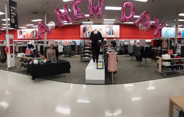 Awesome Job @Robert_258_SRTL  and <a href="/panamakate/">Katie Sani</a> !!! 258 is ready to drive some sales in A&amp;A! <a href="/deehiltonTGT/">Danielle hilton</a> @PjeturSigurdson