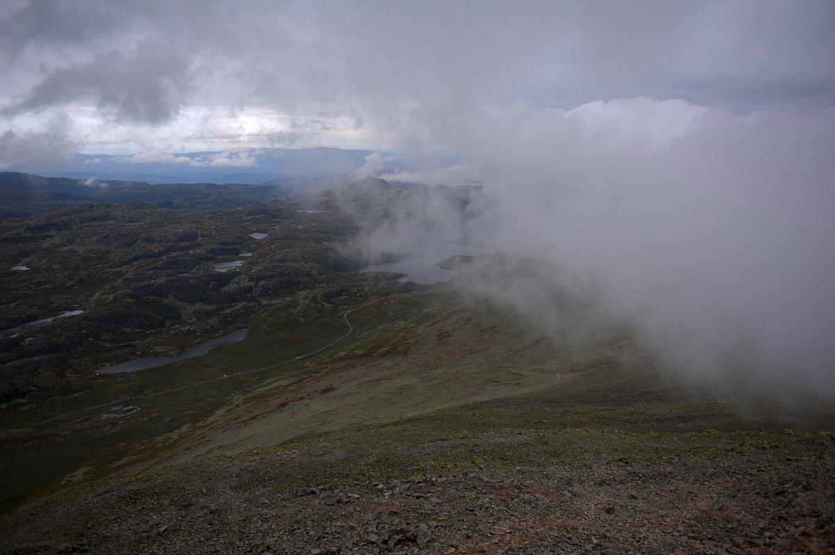 Upplevelseresan's tweet photo. Have been hiking in Norway for 3 days! great weather and beautiful sights...
#visitnorway #Gaustatoppen https://t.co/28EUaMV0qt