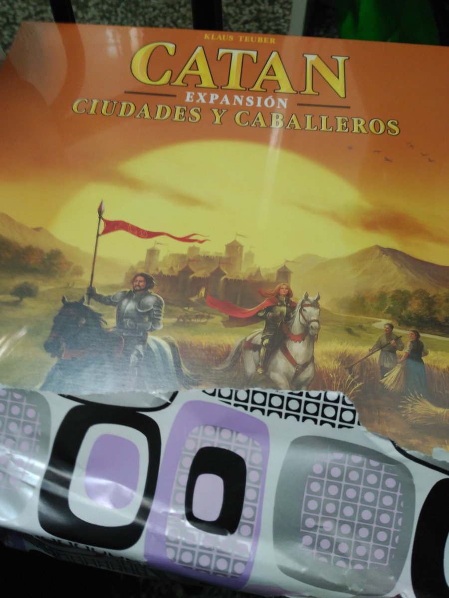 Tener un regalo escondido en tu propia casa y no saberlo es mucho mejor que los Reyes Magos. Gracias! <a href="/r_idley/">Franks González</a> :)
