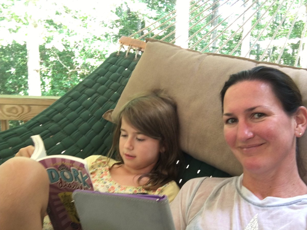 HeatherUsry4's tweet photo. @jengates395 Sunday reading in the hammock:) https://t.co/RUgBJy1FcK