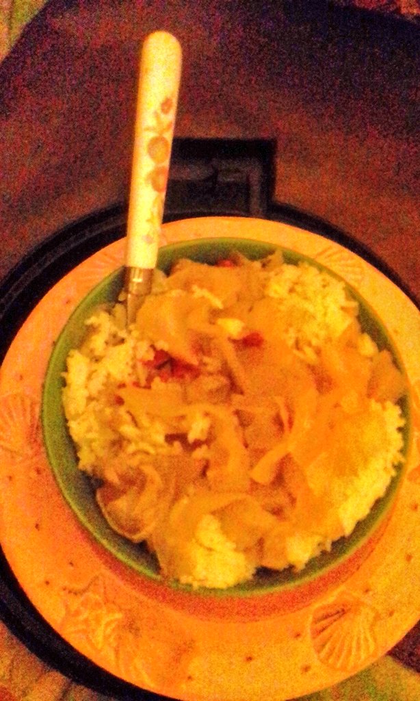 tankokseng61's tweet photo. ®©Copy19thAugust2017 #SaturdayDinner
#RiceWith #GojiSeeds #Cabbage #Anchovies
7.36pm-7.38pm-7.39pm-7.39pm https://t.co/qcIjOARGev