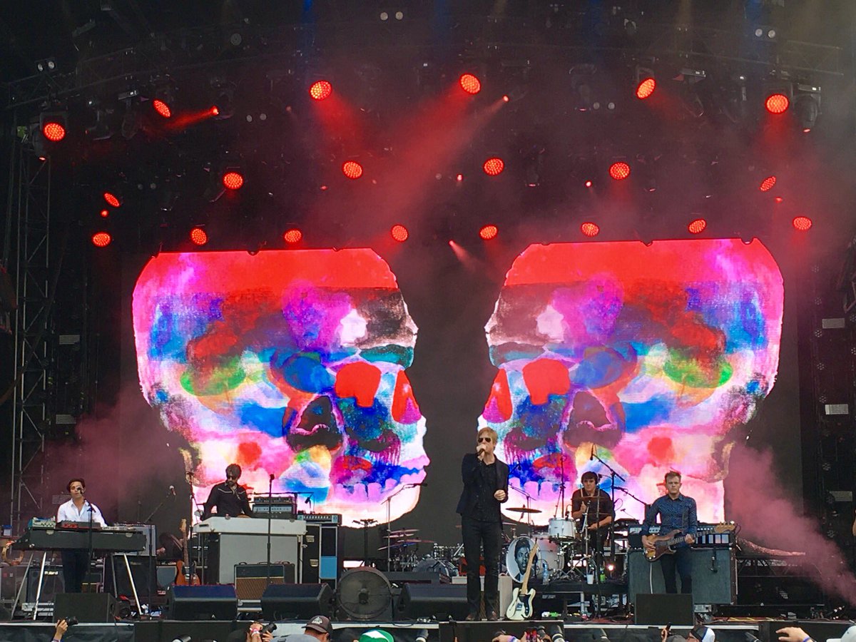 hopapalooza's tweet photo. It's been too long since I've seen @spoontheband. #spoon #projectpabst #pbr #pabst #pabstblueribbon #mfnw #mfnw17 https://t.co/5brr1ZRdvz