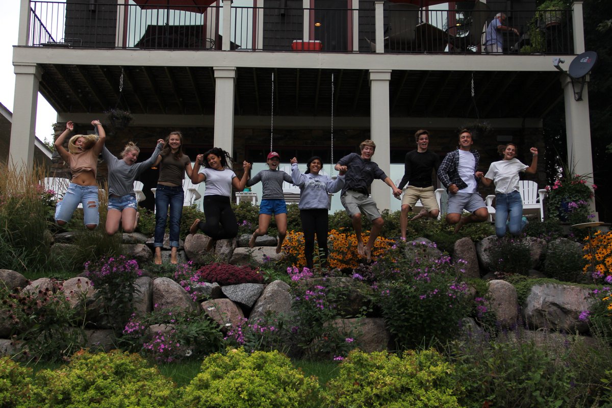 WestonkaDECA's tweet photo. Fantastic night of officer team building! Excited for the #Limitless leadership they will bring to our club! #MWHSPride #SummerOfDECA https://t.co/dfCixigmIV