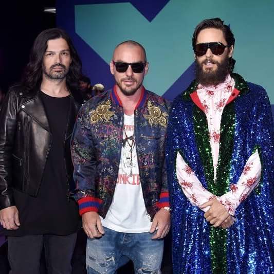 30STM_Mexico's tweet photo. Ya están listos para ver a Mars en vivi en los #VMAs2017 ? https://t.co/bR0duuNmrU
