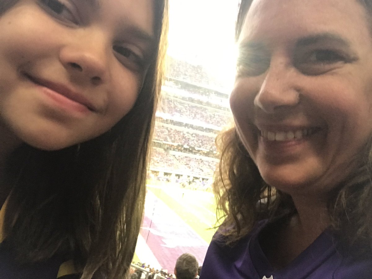 CarolineSlette1's tweet photo. #skol  #vikings2017 https://t.co/VKWx8hNgBA