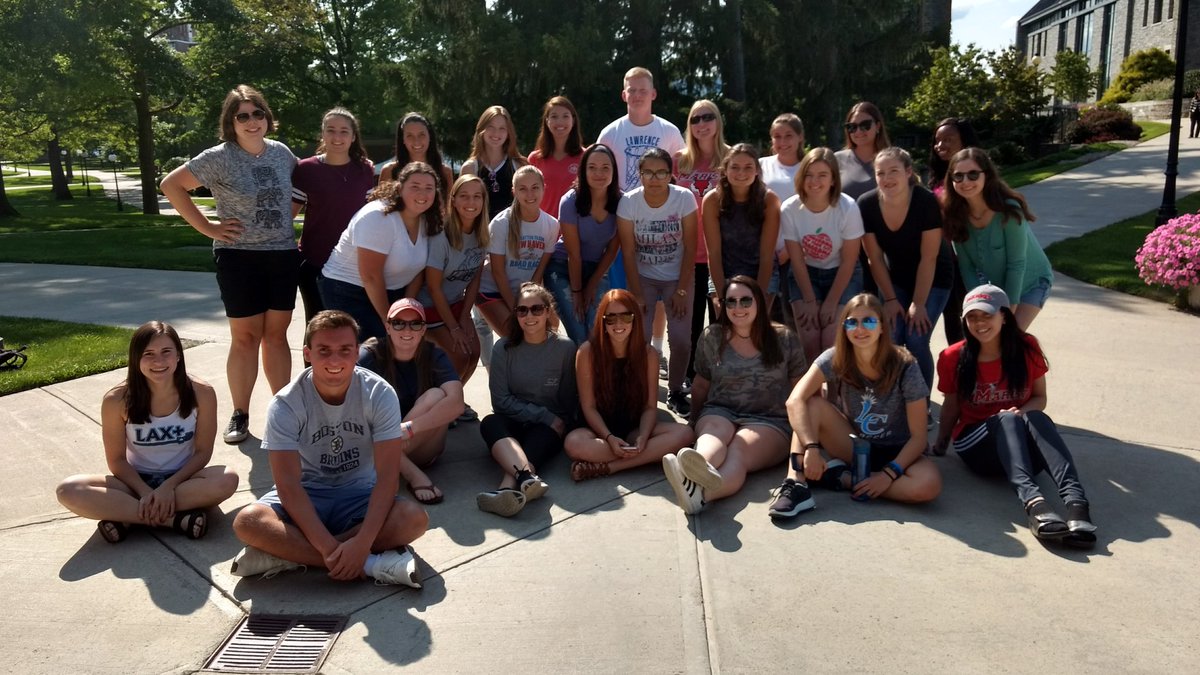 MaristFYP's tweet photo. The Peer Mentor Program Welcome Reception starts at 5:45PM w/ Check-In @ Nelly Goletti Theatre for registrants #MaristWelcomeWeek https://t.co/Yhqm1tc7DJ