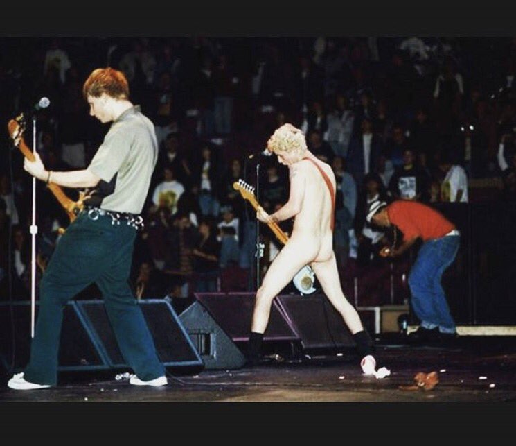billiejoe's tweet photo. Madison square garden 1994. I didn't know if we'd ever play there a 2nd time. So fuck it. Get naked https://t.co/oQJnyrUaB0