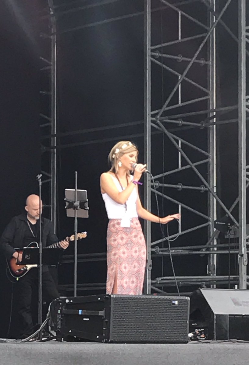 Thank you <a href="/HarvestCMF/">HarvestCMF</a> <a href="/aikenpromotions/">Aiken Promotions</a> for having me as part of the 1st ever Harvest Country Music Festival.. what an amazing weekend!!!😊❤️