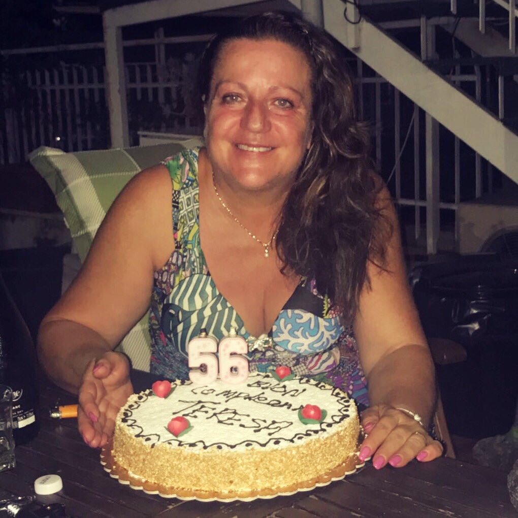 AlessiaBonamano's tweet photo. Festeggiando TE ❤️

Ancora tanti auguri 🎉 

I ❤️ M

#bday #love #mamma #mother #tu https://t.co/h82dSQJOVH