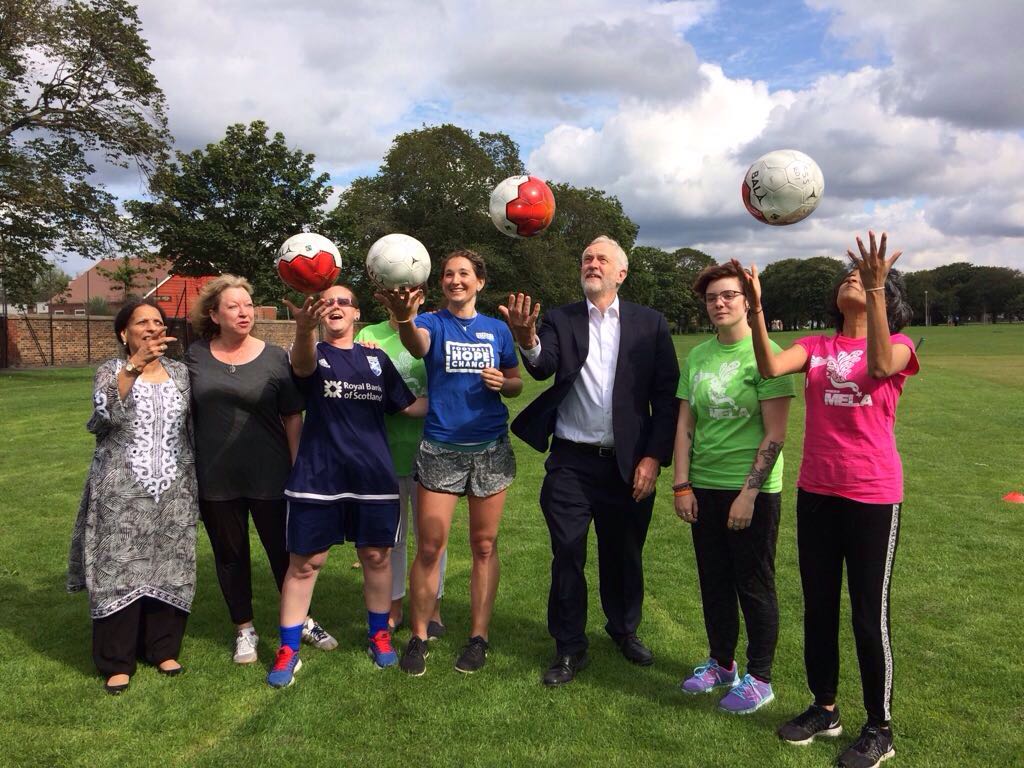 jeremycorbyn's tweet photo. Today I met Street Soccer in Edinburgh, who are doing great work encouraging more women to get involved in the game. https://t.co/lfCuRkC8P0