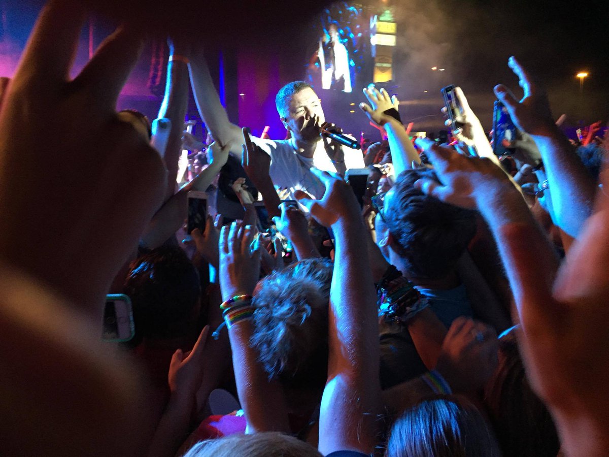 Hayden_Merchant's tweet photo. I had way too much fun last night supporting unconditional love ft. Kelsey and dad and of course @DanReynolds #iLoveLoud 📣 https://t.co/boiJdOtAk7