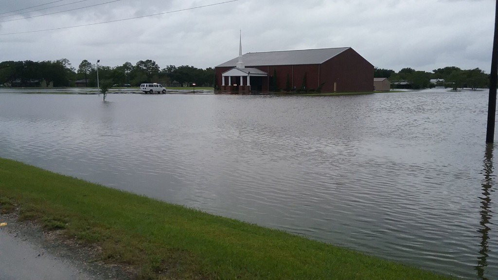 PastorKLBlake's tweet photo. Pray for APC Bay City please. https://t.co/Yn256wGXKZ