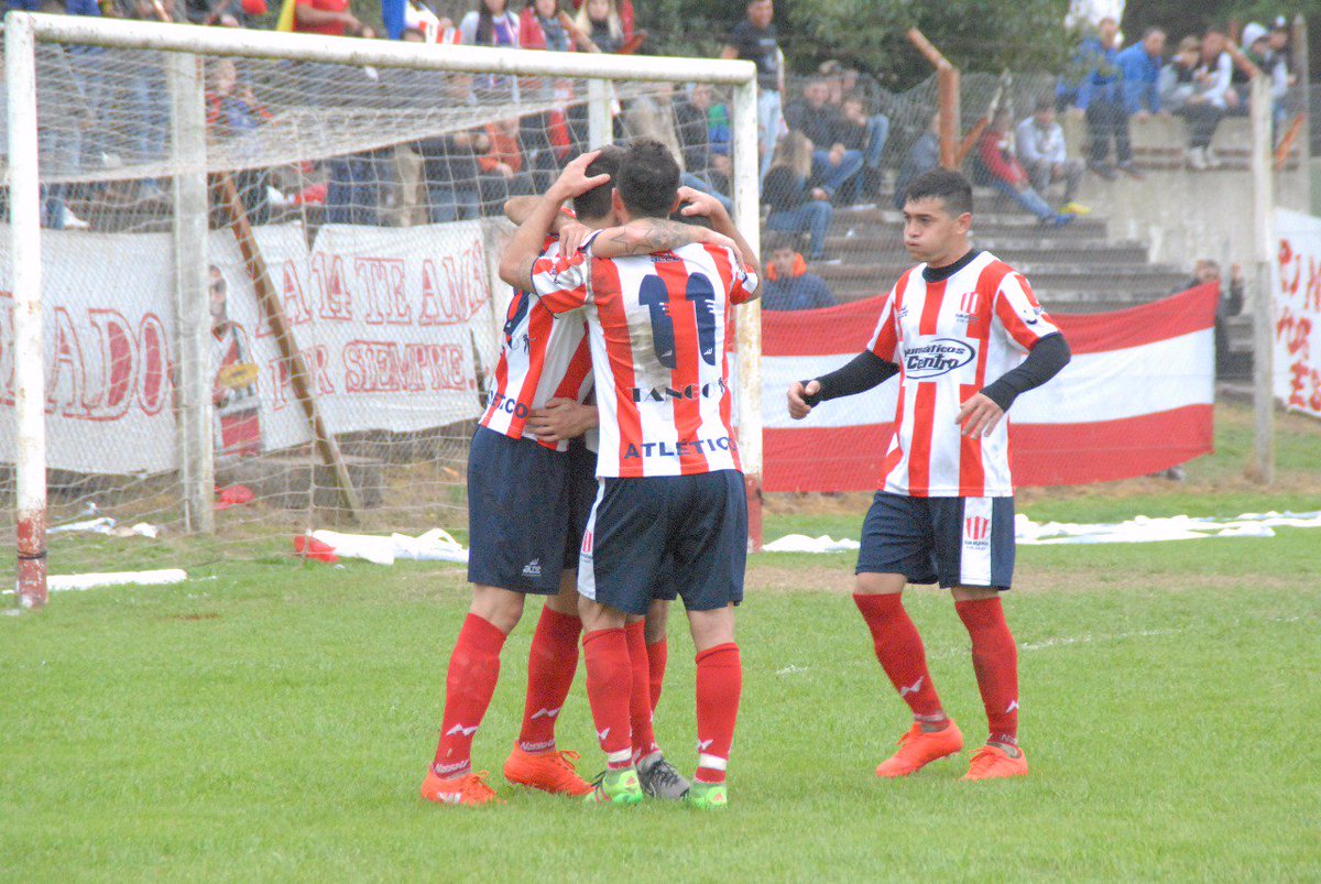 pasionygoles's tweet photo. #LNF | F18 
ATLETICO TRICAMPEON!!!
Felicitaciones @CA9deJulio https://t.co/b0VYsEuzj7