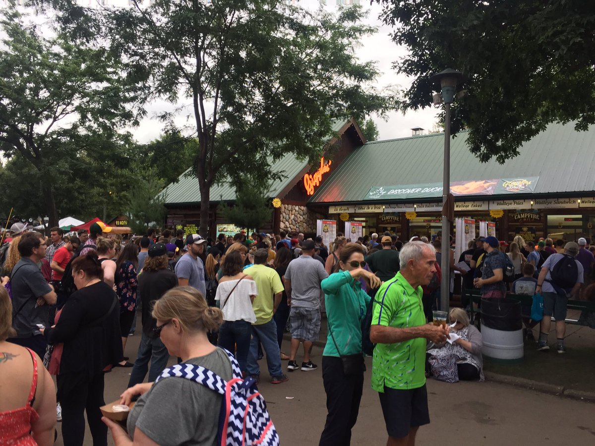 Giggles' Campfire tweet media