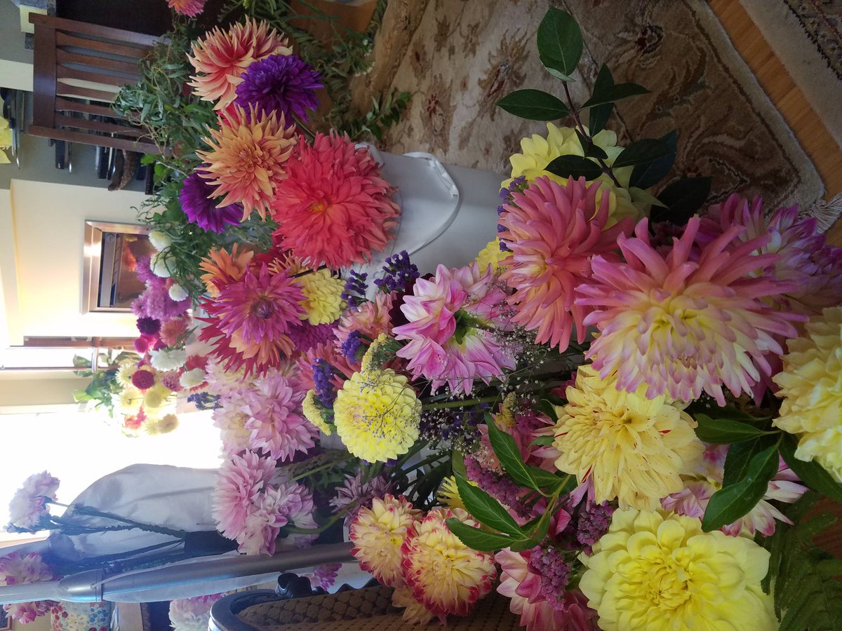Bespoke Blossoms tweet media