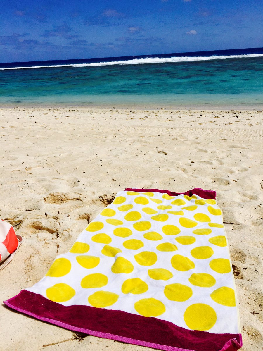 Rarotonga towel <a href="/KevinT1071/">Kevin Thompson</a> 😁🏖🍹