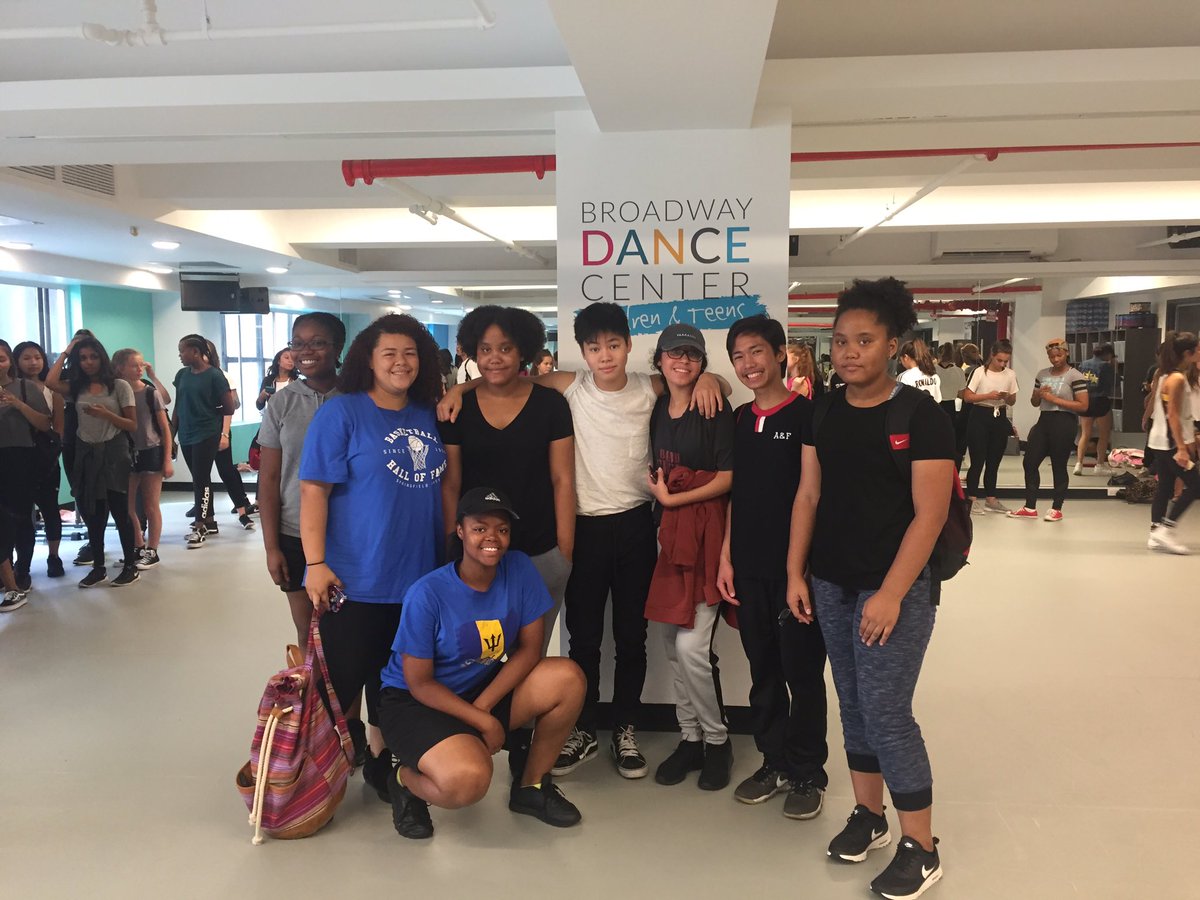 lancee_ee's tweet photo. @seanlew1125 your class yesterday was amazing. Please come back soon. Thank You! #seanlew #lewser #buildabeastexperience2017 https://t.co/Po2AcPfmRr