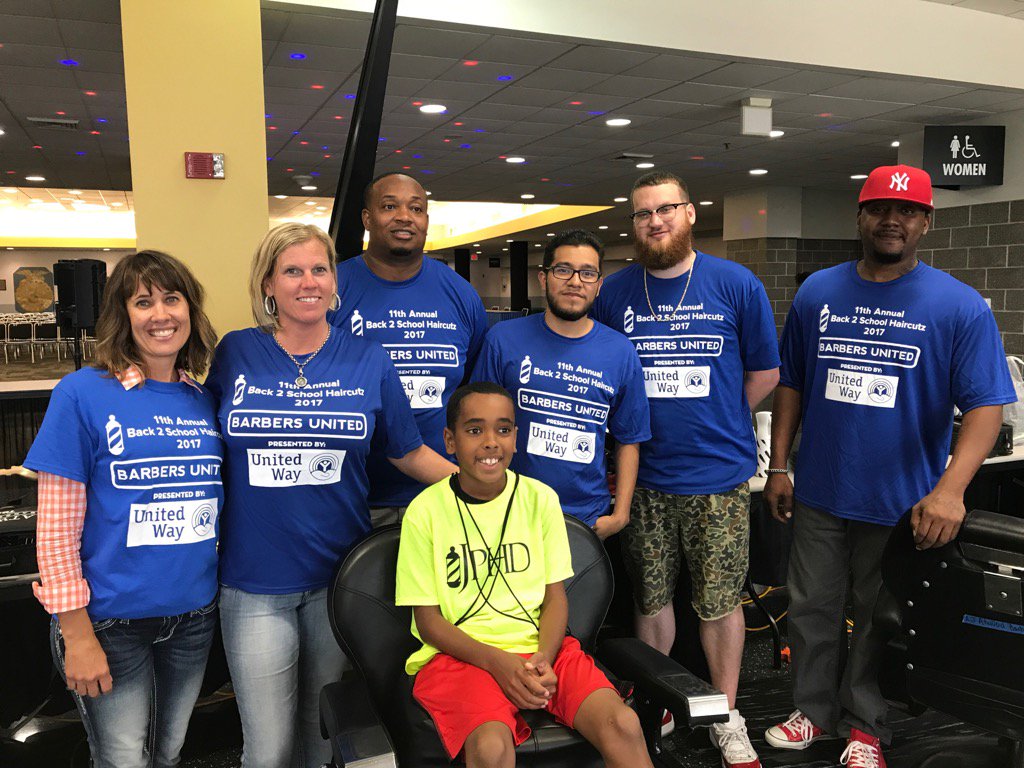 deedragatkinson's tweet photo. Just finished 324 student haircuts thanks to 34 barbers and JP Hair Design and lots of #unitedwaydaneco volunteers https://t.co/YGKfQqnZRT