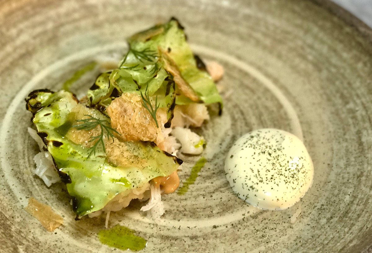 dmnbrm77's tweet photo. Whitby crab-grilled cabbage-cultured cream-dill-roast chicken skin https://t.co/2kJQCBMyUy