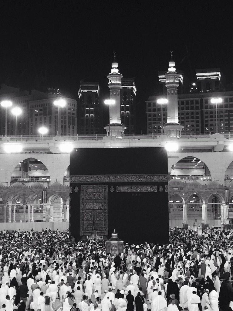 Sohagy3's tweet photo. لبيك ربي وان لم اكن بين الزحام ملبياً ♥ https://t.co/KHgG67B2bm