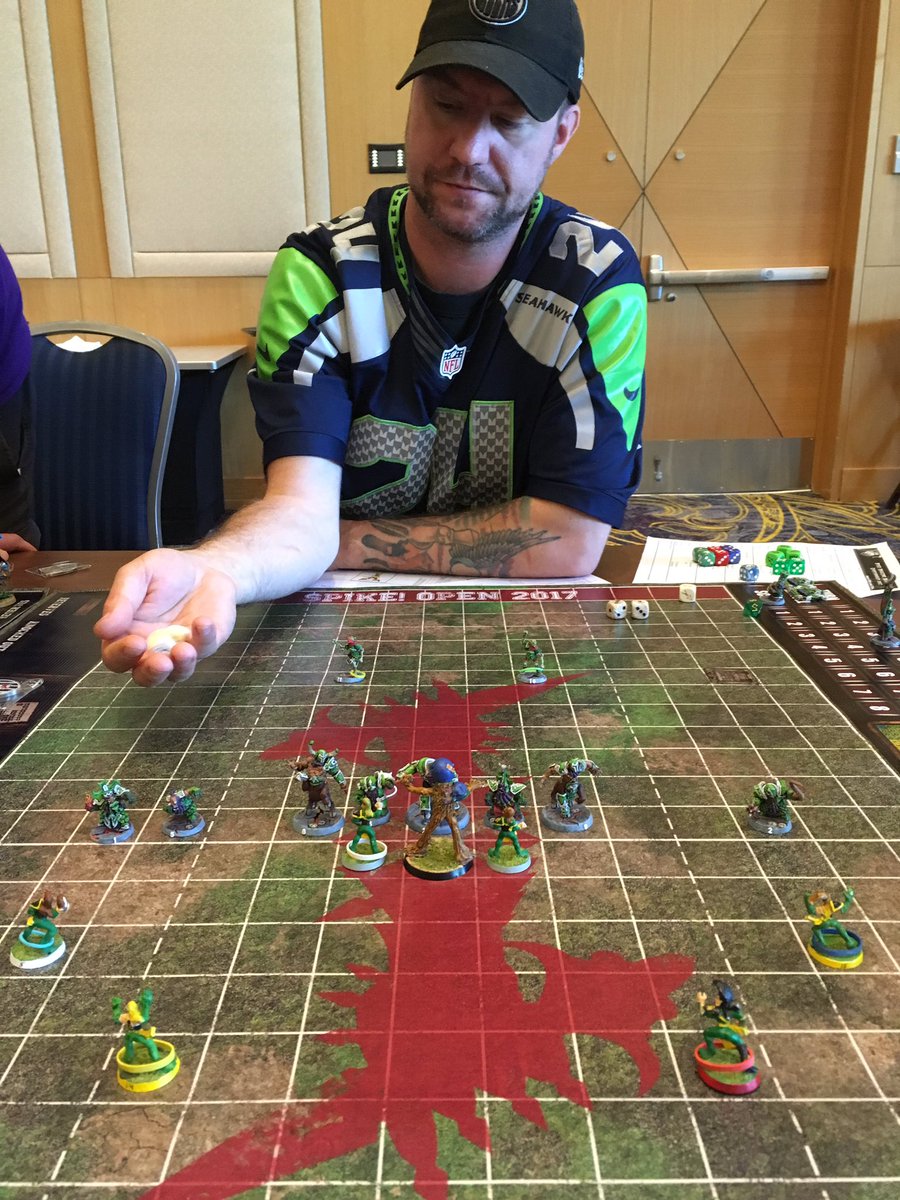 GrantHalitosis's tweet photo. Round 6: 3-1 win vs Mark,CD @SpikeMagazineBB Hthark was not so unstoppable #bloodbowl @OfficialNAF @NafCanada https://t.co/MmX2ggCFwi