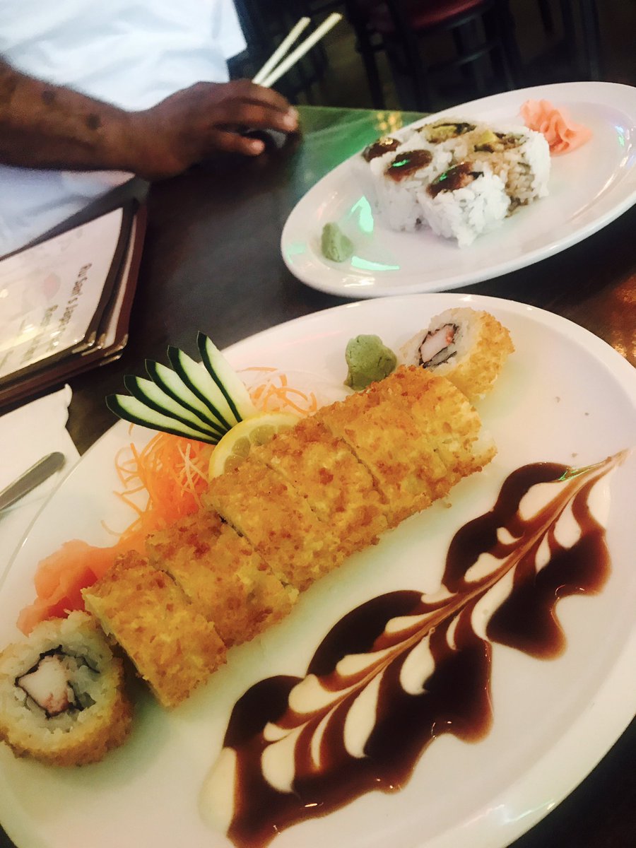 1CoCoFlava's tweet photo. #Sushi for dinner I literally tried everything ๐ฃ๐ฅ #Rusans ๐#vegan https://t.co/JdB0YSr7ZZ