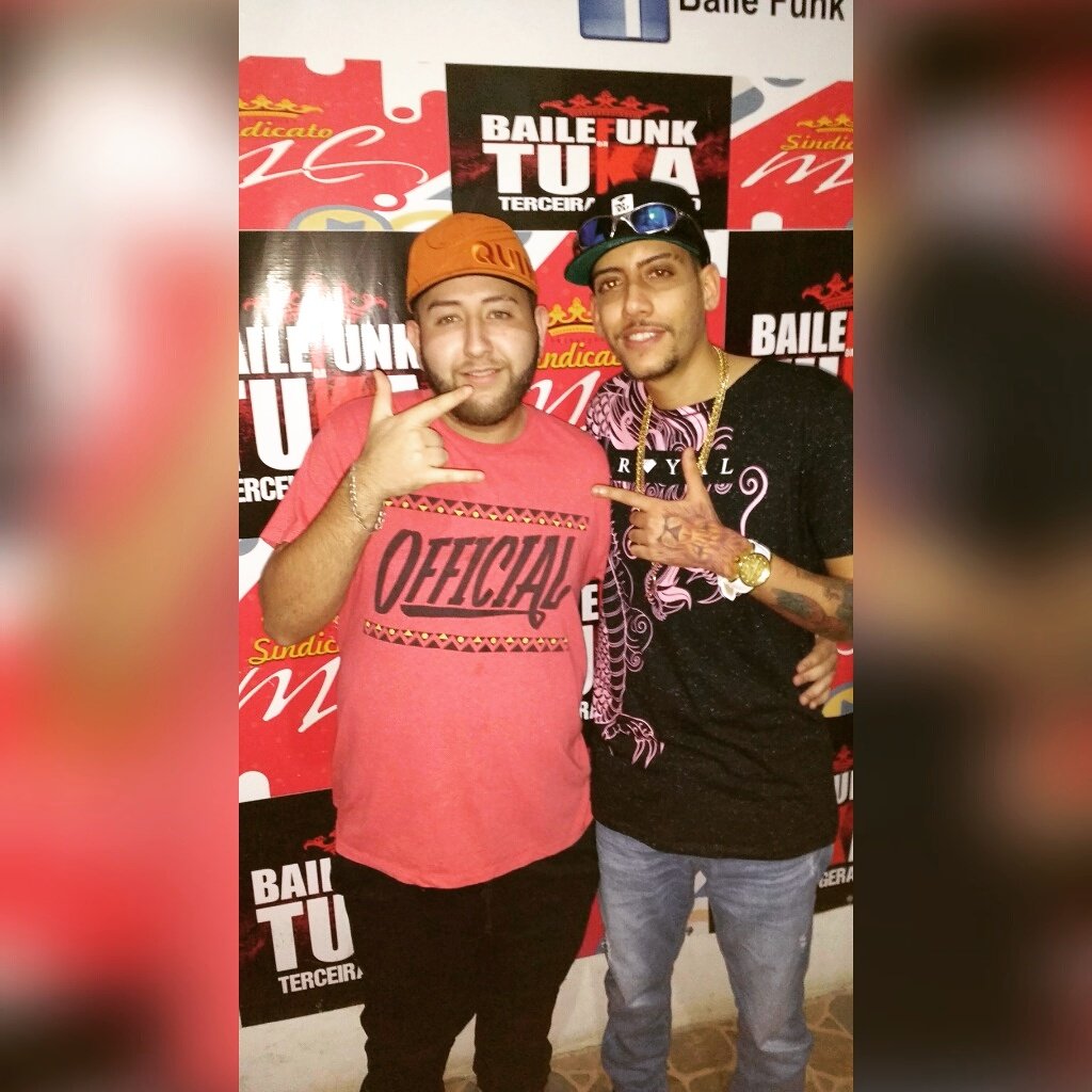 _lukasjoga09's tweet photo. Taca fogo na inveja, taca 🎼💥💣🚅🔊💰🔭🍀🔞 #MenorDaVg #Humildade10 https://t.co/PoRKOzTFM3
