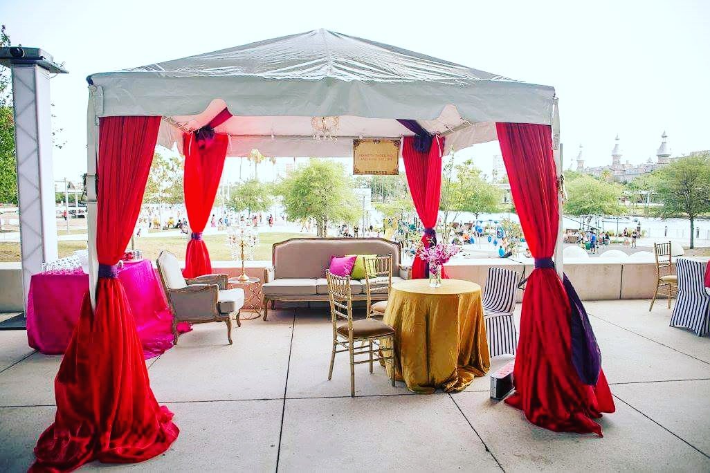 fspartyrental's tweet photo. 10x10 tent #weddingday #photography #Tampa #TampaBay https://t.co/OR0XgOAq7D
