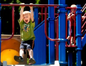RoomtoRead's tweet photo. Looking, talking, singing, playing &amp; reading are the 5 things to do with kids to increase their success in life https://t.co/V8yvjqQ7G7 https://t.co/OfP3IdDADu