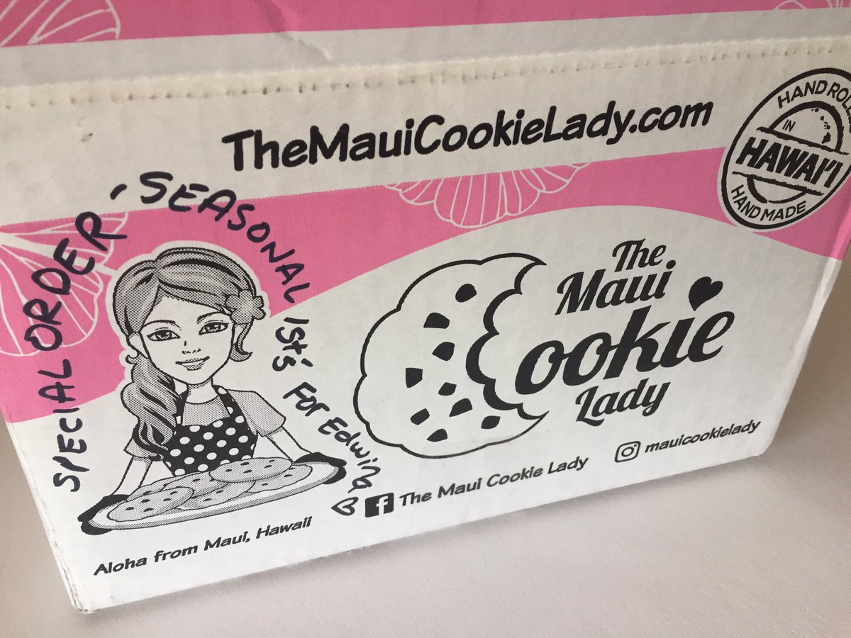 Oh my, thanks for the #cookie love <a href="/mauicookielady/">The Maui Cookie Lady</a>!  Loved the Cinnamon Roll &amp; Oh My Pumpkin Pie!!! #maui #Inspiration #hawaii
