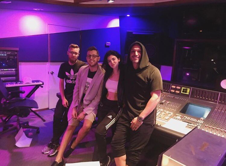 Era Istrefi Daily tweet media