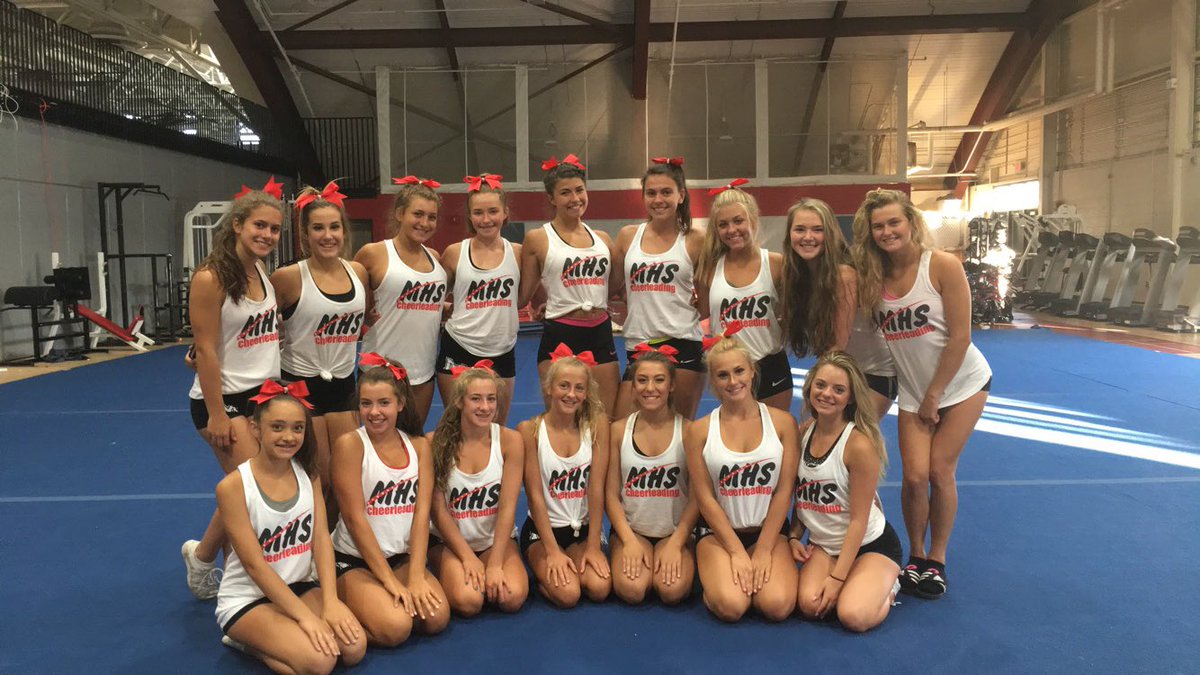 MascoCheer's tweet photo. Choreography 2017 ✔️ Thank you @scottrigoli for another amazing routine ❤️🎀. #mhsvc https://t.co/oArKhErtfR