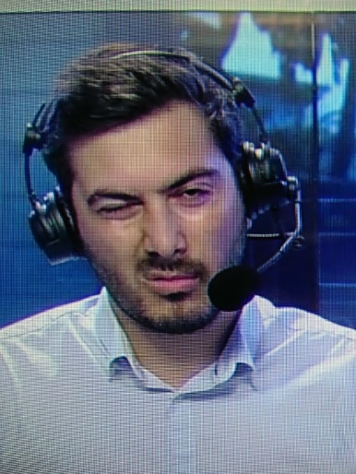 Zuperwtf's tweet photo. Ma tête quand je dois upload les derniers VoD de #ESLProLeague après la Super Week de 6 jours. https://t.co/a4wEIjqnLv https://t.co/9FIK9nkHN0