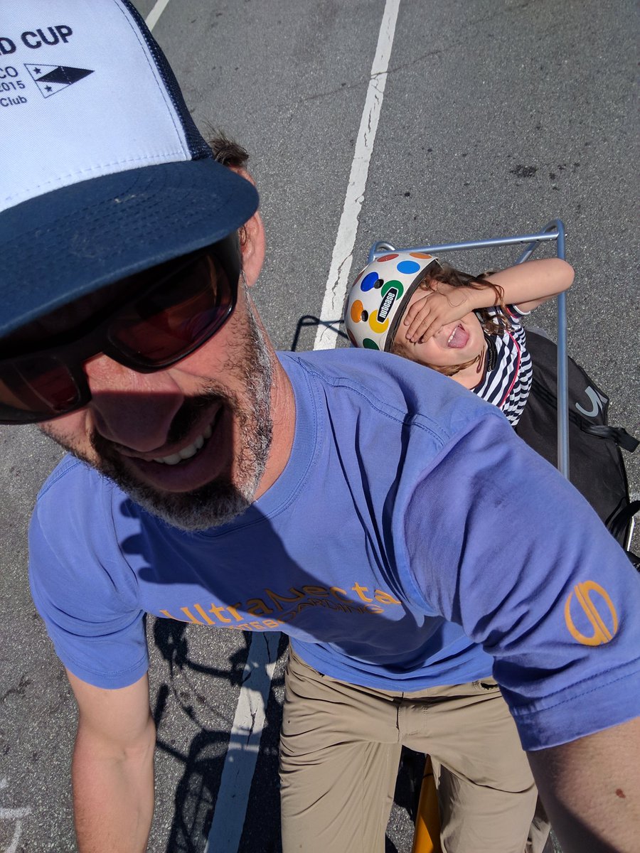 usa4's tweet photo. Business in the front.
Party in the back.
#carfeee Sundays @GoldenGatePark https://t.co/sjV4Uexq71