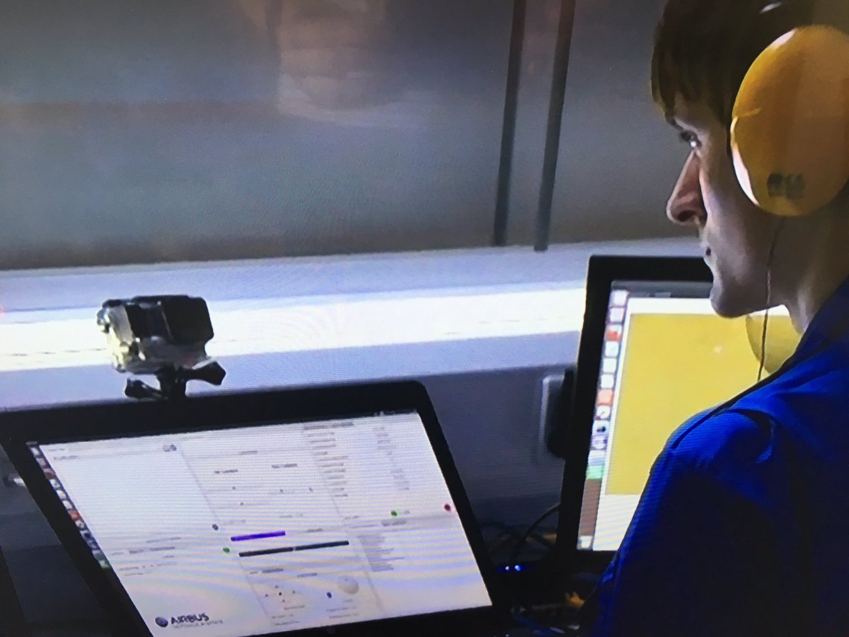 manujagro's tweet photo. #Ubuntu being used to operate a space rover on BBC's #Astronauts #RunsUbuntu by #ubuntu https://t.co/SslaTjCaaA