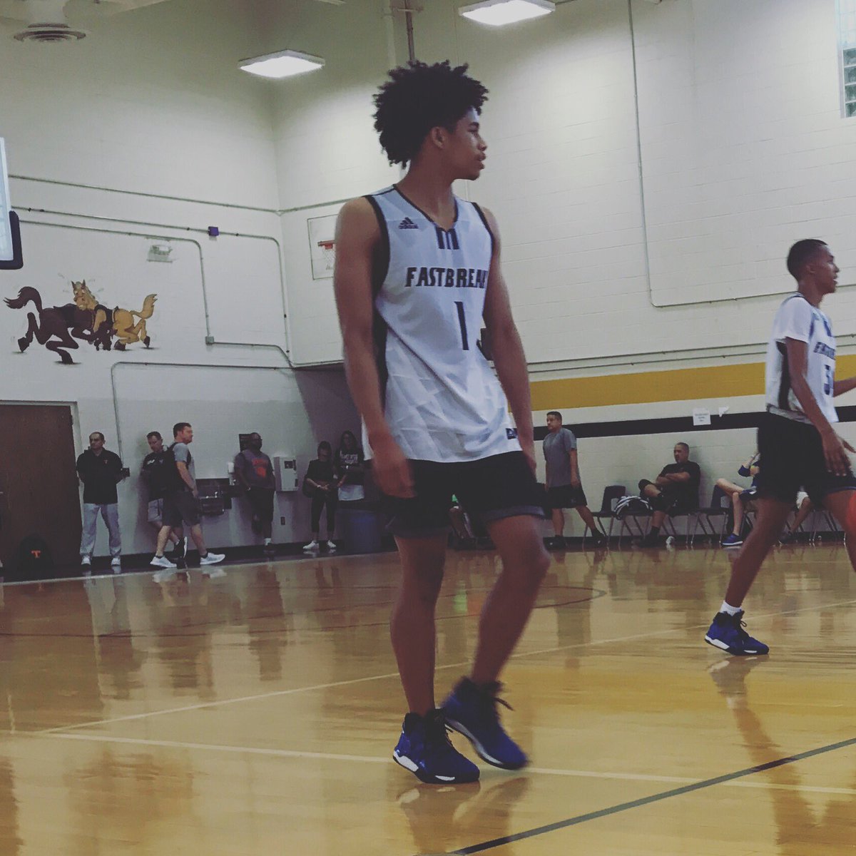 fastbrksportsla's tweet photo. @belikejustinn is taking an unofficial visit to UC Santa Barbara tomorrow #FS #FSbasketball #Fastbreak https://t.co/ee9aGVycKM