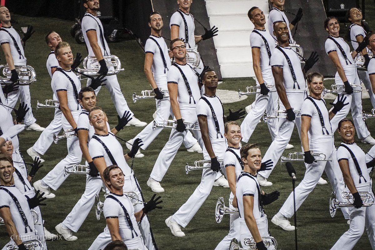 DrumCorpsPix's tweet photo. Bluecoats (1 of 2) - DCI Prelims #dci2017 #JaggedLine https://t.co/SRXiCBcOwL