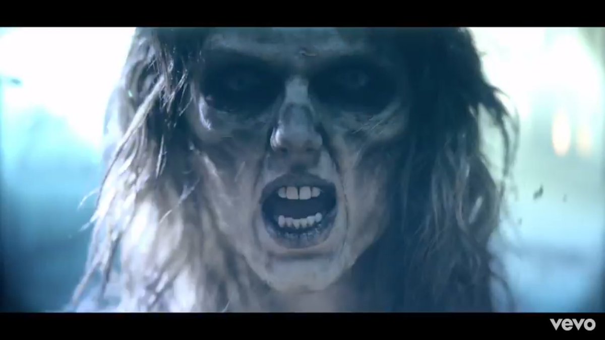 LockeSavage's tweet photo. Really stoked to see @taylorswift13's cameo in The Walking Dead. #lookwhatyoumademedo https://t.co/KH6VhIEE8r