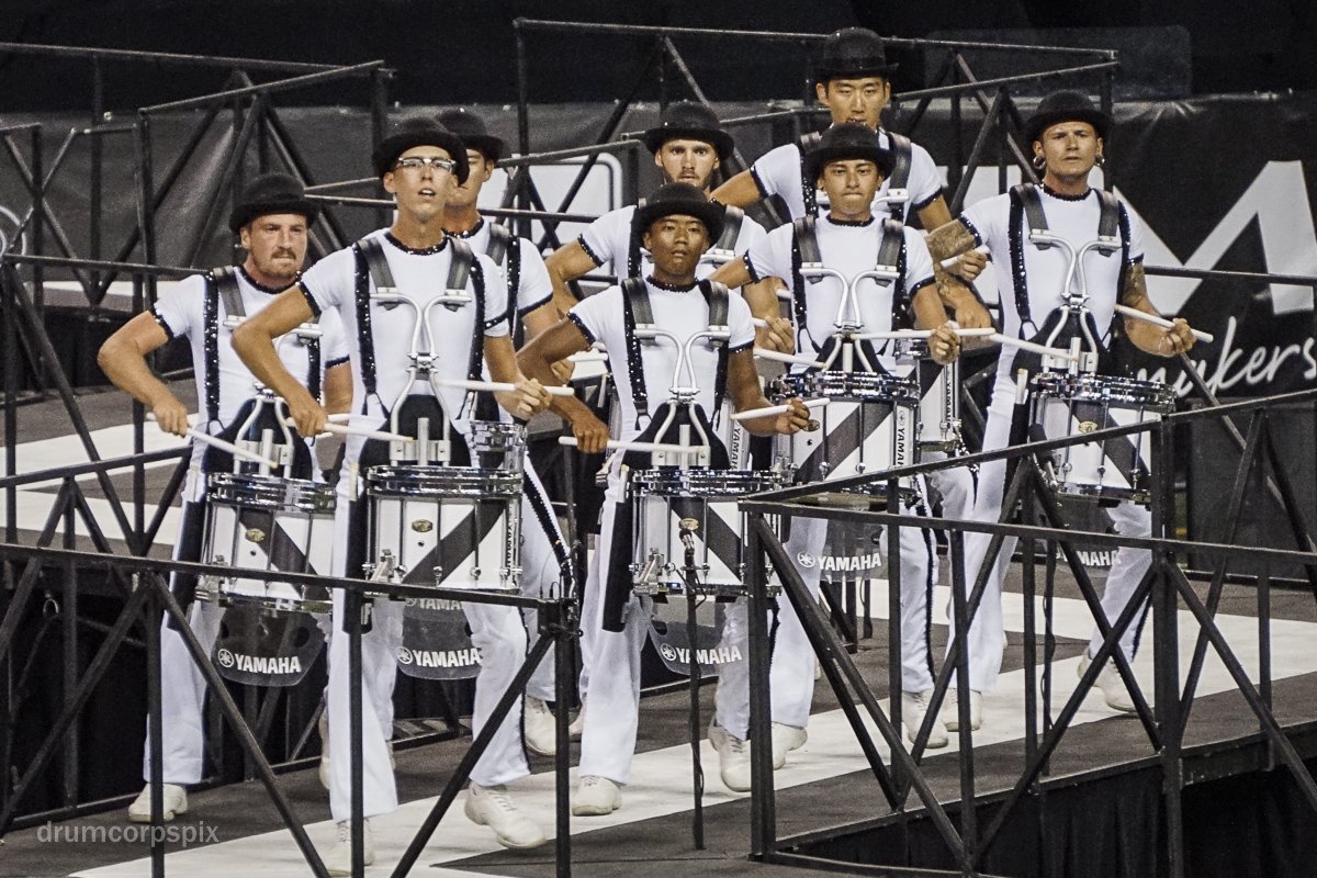 DrumCorpsPix's tweet photo. Bluecoats (2 of 2) - DCI Prelims #dci2017 #JaggedLine https://t.co/OZTavTq6Dz