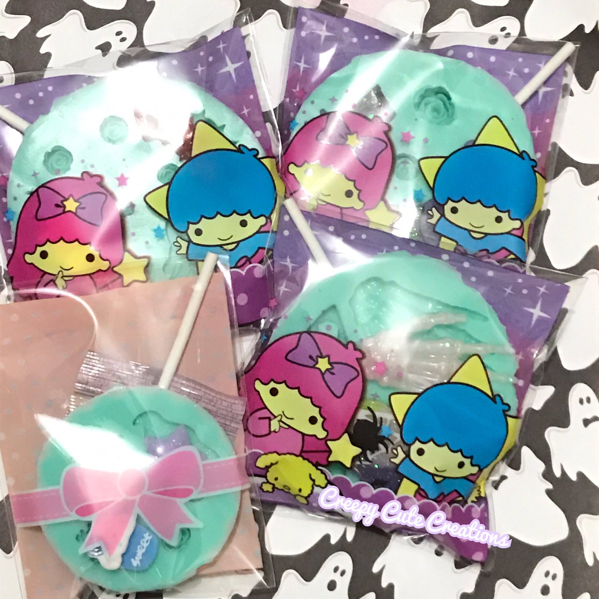 creepycutec's tweet photo. Some custom molds that will be shipped tomorrow 💕If you want one send me a Dm!🦇🖤✨
#siliconemold #custommold #decodenshop #decoden https://t.co/LhYaZD5HJV